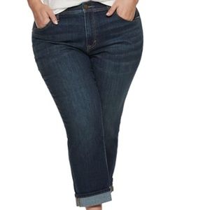 Women’s Plus Old Navy Roll up Jean Capri